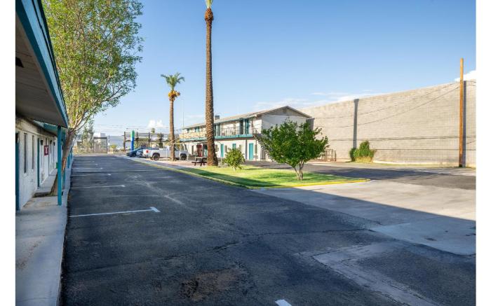 Motel 7 By OYO Near Phoenix Airport