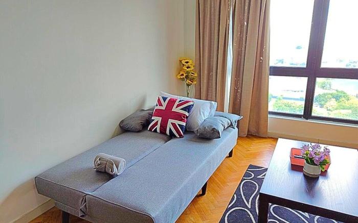 1R1B Cozy Emira Home|4min to Aeon Big|6 Pax|Wi-Fi