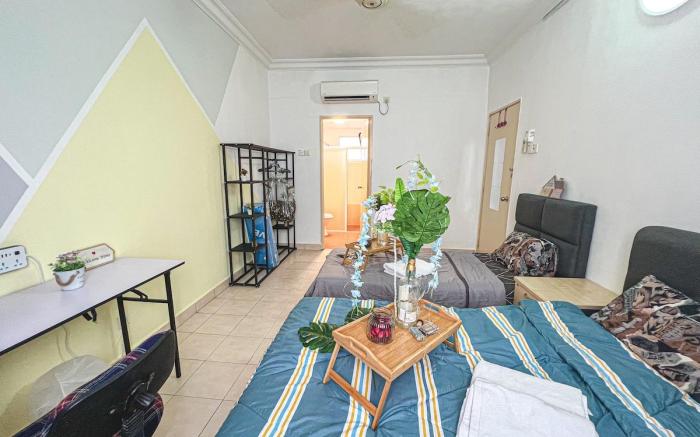 Puchong, 1-12pax, Projector, Free WiFi, 3BR
