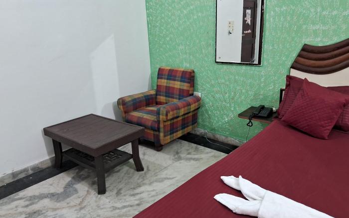 Shri Athithi Hotel