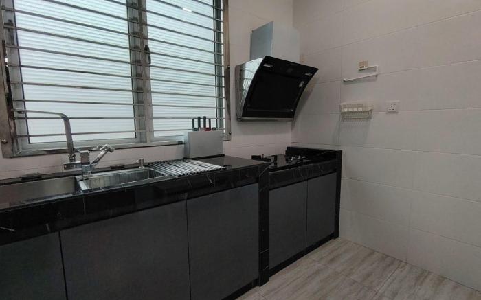 dotMy Homestay Kluang 15 pax - Autogate, NETFLIX 