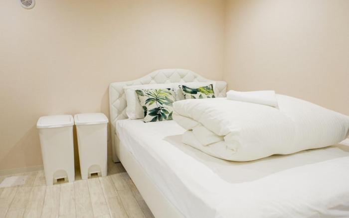 New! 4 minutes by train + 6 minutes on foot to Shinjuku Station! Up to 7 people
