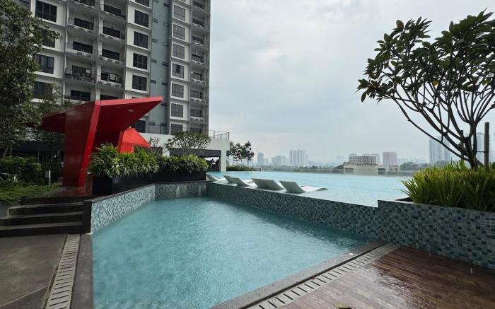 Elegant 3-Bedroom Fully Air-Con @ Vista Sentul