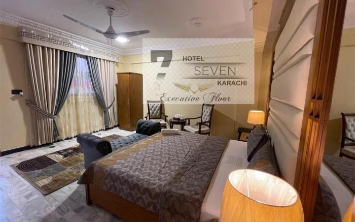 Hotel Seven 7