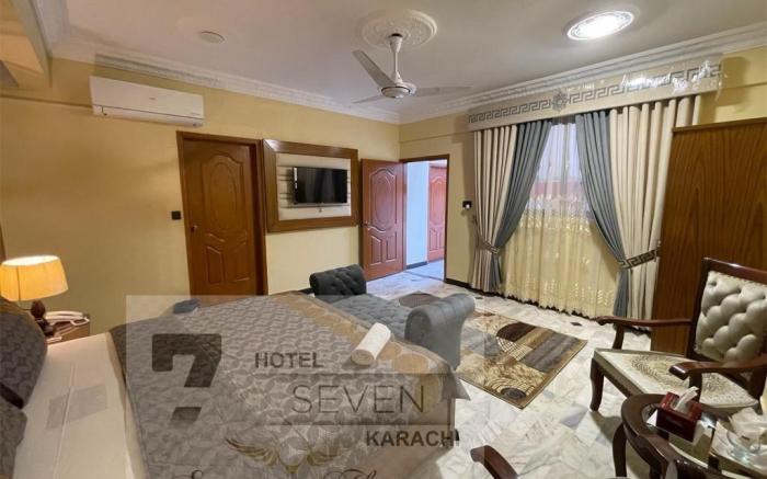 Hotel Seven 7