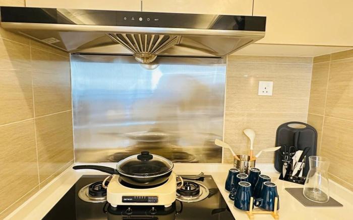 Scenic Seaview 2BR unit at R&F SeineRegion byAnju
