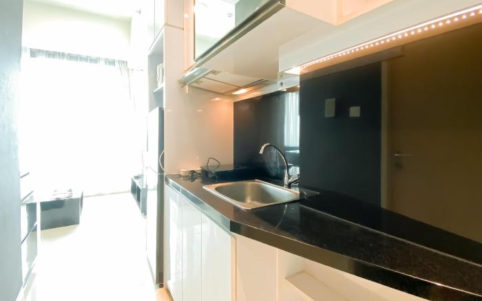 Spacious 1BR at Tree Park City BSD By Travelio