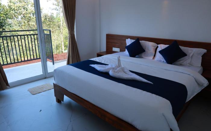 Munnar Ethan's Valley