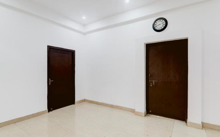 Super Hotel O Insaf Nagar Munshipuliya formerly Vibrant