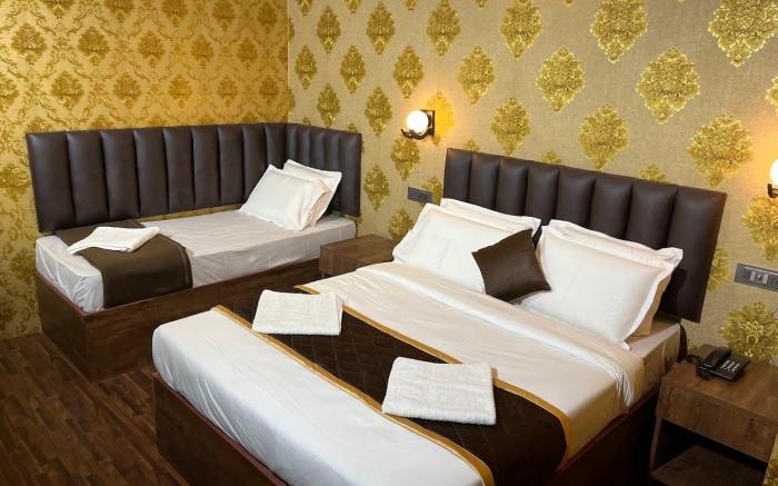 Apex Victor Guest House