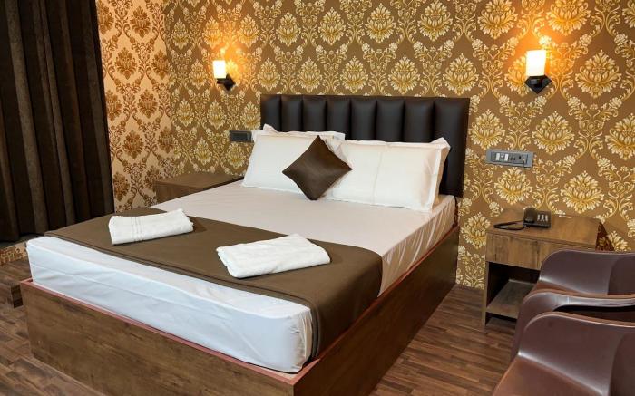 Apex Victor Guest House