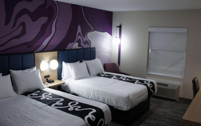 La Quinta Inn & Suites by Wyndham Memphis East