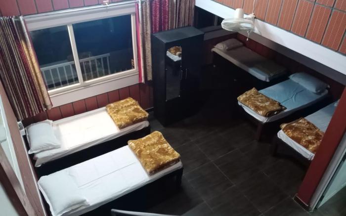 I-ROOMZ Donimoole Homestay