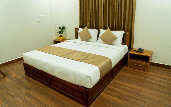 FLY VIEW Airport Residency