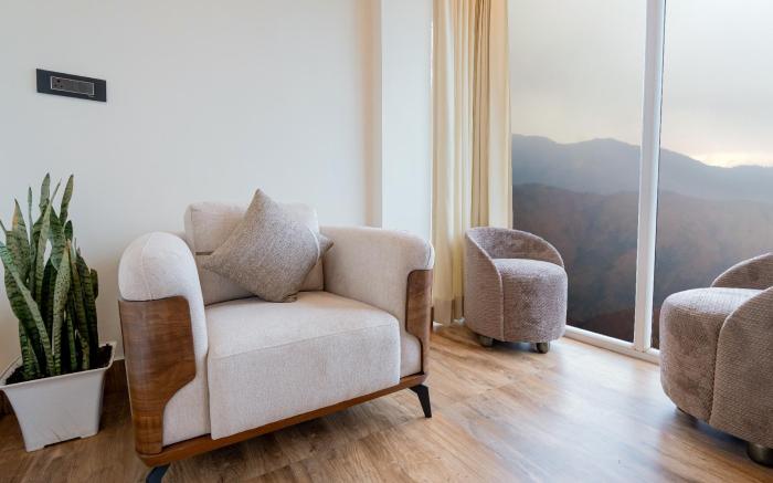 Wisteria Chalet Luxury Mountain Escape by Homeyhut