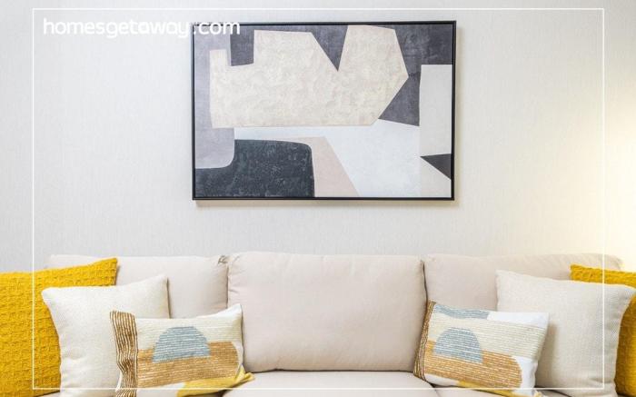 Chic 1BR at the Canal Business Bay