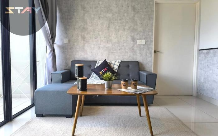 Meridin Sovo Modern Grey Tone 2BED Poolview BySTAY