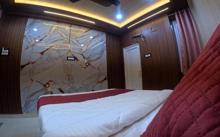 Hotel R K Villa