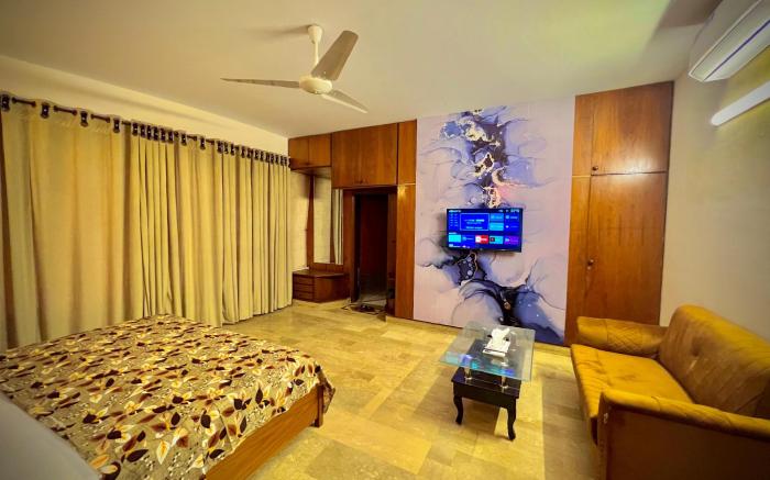 Hotel Imperial DHA