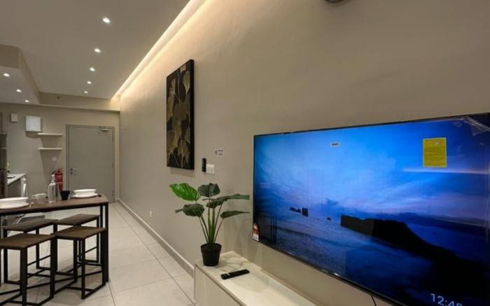 University Cyberjaya Studio 4 Pax