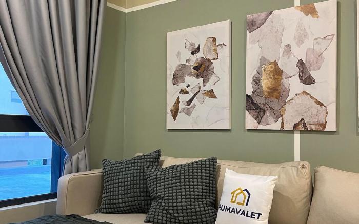 Matcha Haven 4BR @ Meta Residence | WiFi + Netflix