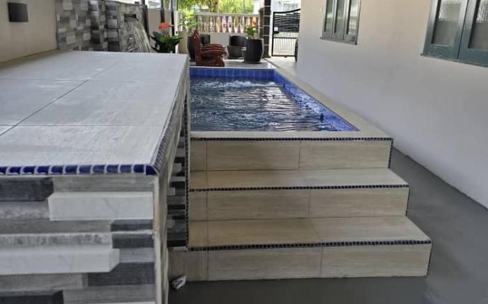 ANAS POOL HOMESTAY 