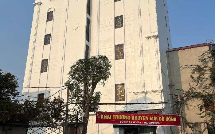 Habibi Hotel