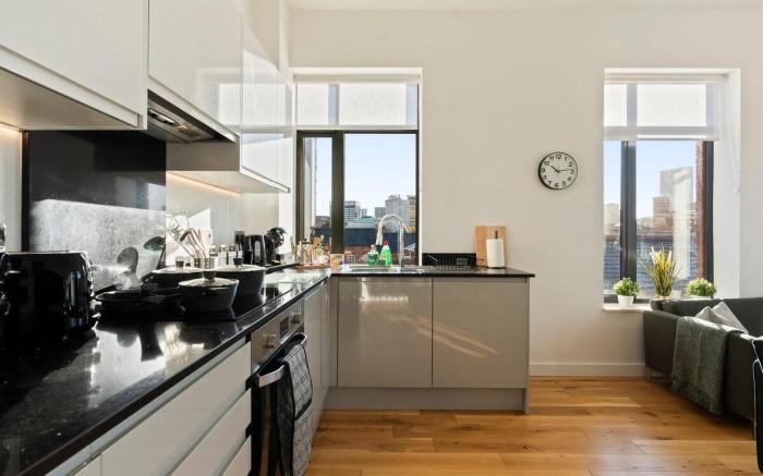 Luxury Apartment in JQ | Sleeps 6
