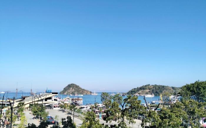 DEJAVU 2.0 HOTEL BAJO KOMODO