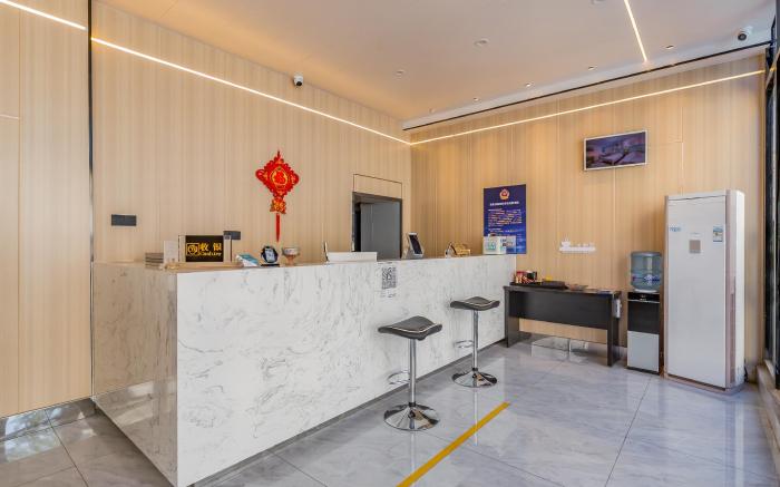 德全酒店（天坛东门地铁站店）