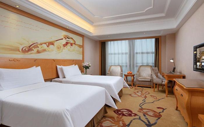 Vienna International Hotel JiuJiang shili ancient street