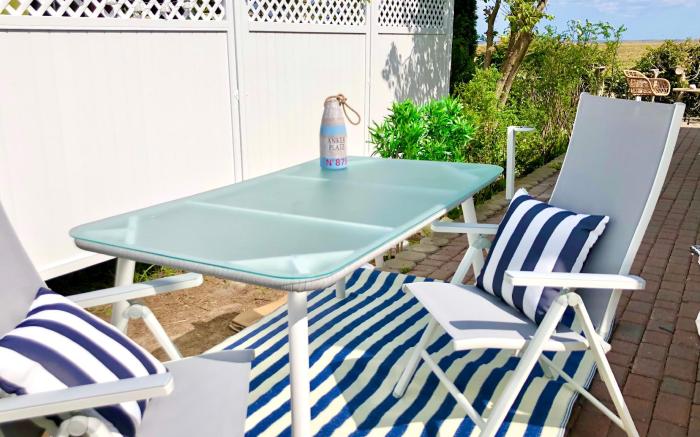 Serene waterview Retreat 2 bedrooms in Mnkebude, Germany