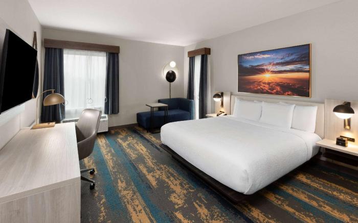 Hawthorn Extended Stay by Wyndham DeSoto