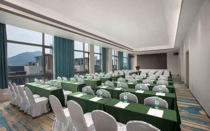 Wingate by Wyndham Zhuhai Gongbei Port