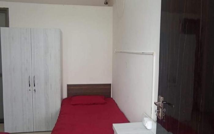 CAPSULE HOSTEL AND PG SERVICES