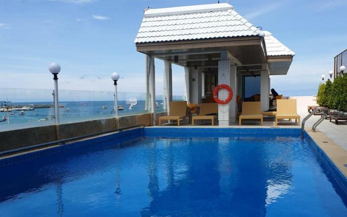 Cloudotel Walking Street