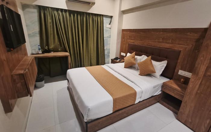 Hotel West Line Andheri