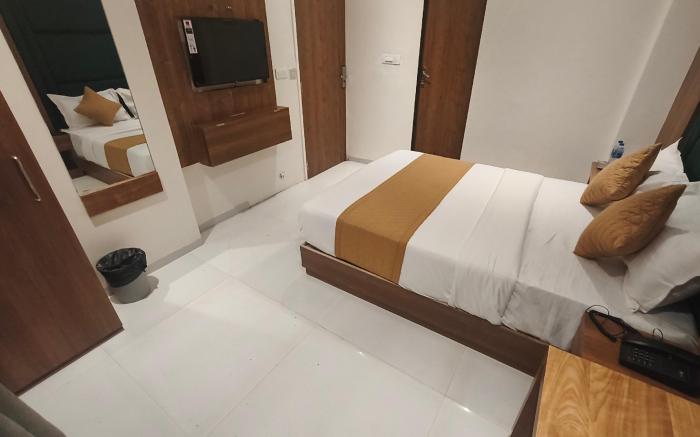 Hotel West Line Andheri