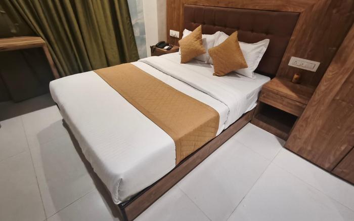 Hotel West Line Andheri