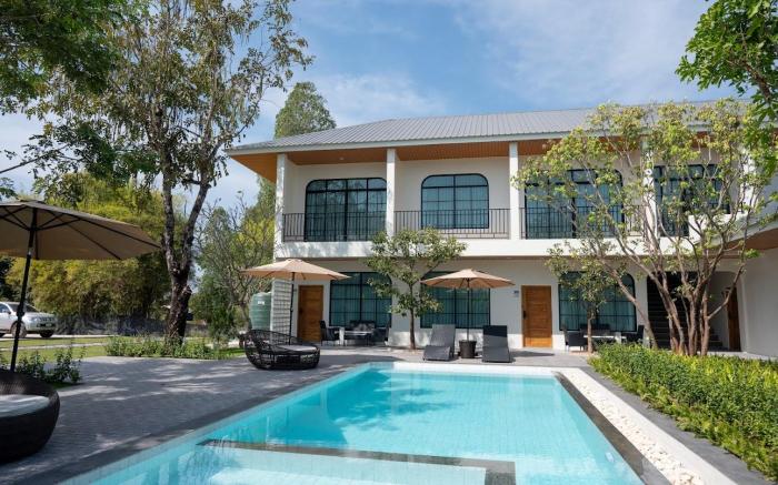 Khwang Khun Yaow Cafe Resort & Pool Villa