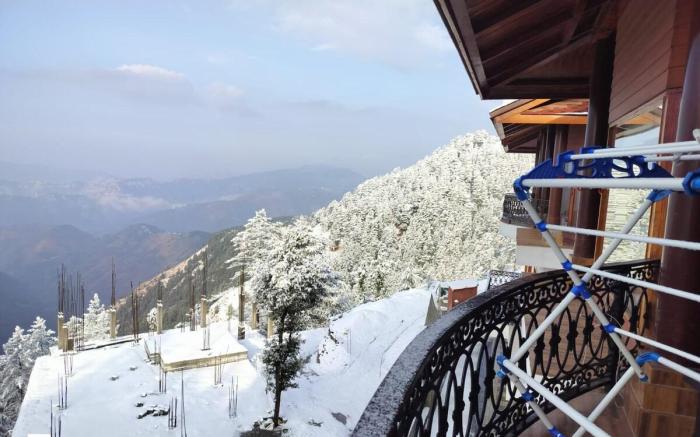 IOI Selects Cabin Pines 3bhk
