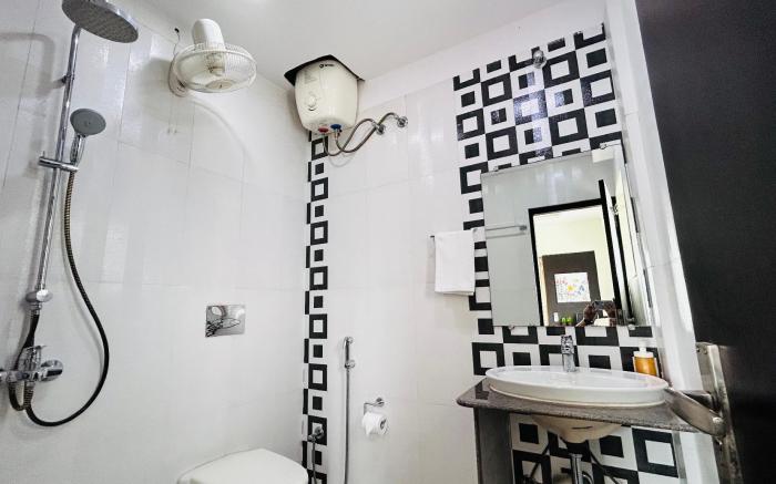 BluO Lake View NewTown - Boutique Hotel