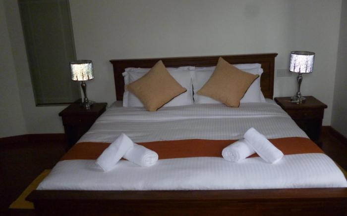 Daffodils Hotel