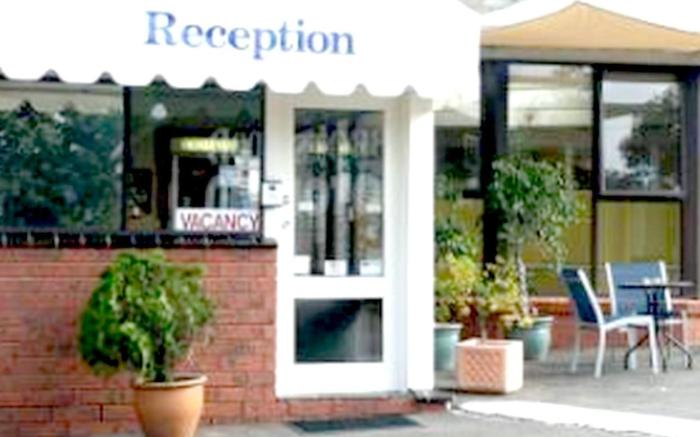 Abbotswood Motor Inn