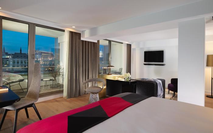 Sea Containers London