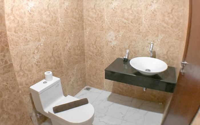 Good Deals 2BR @ Grand Sungkono Lagoon By Travelio