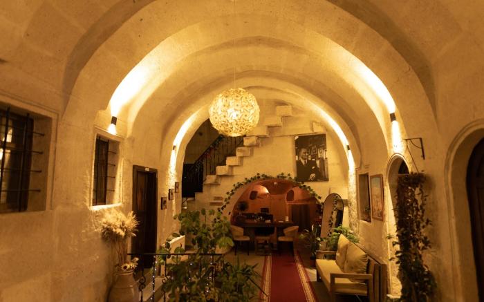 Lemon Cave Suites
