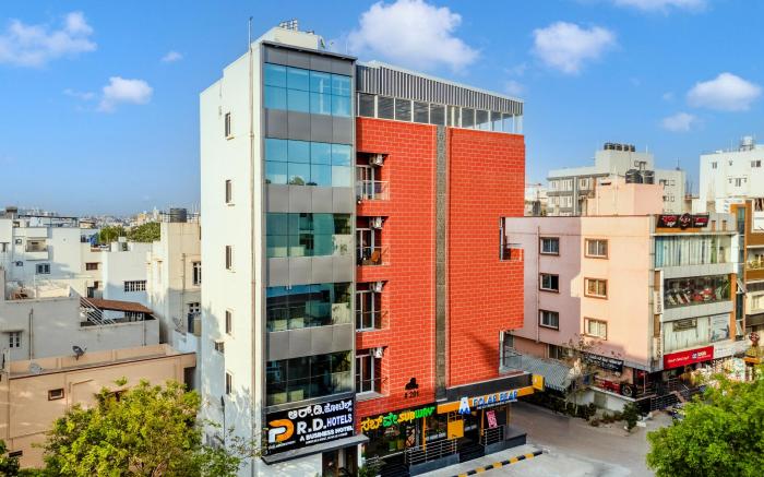R D HOTELS PEENYA