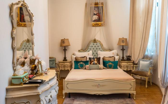 Conacul Coroanei Luxury Boutique Hotel