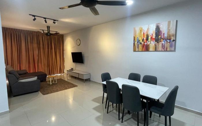 D’Champs Homestay with Sea View